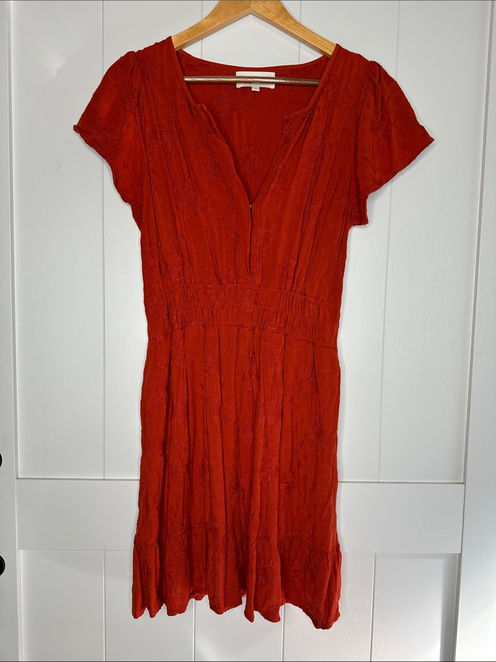 Dear John Red/Burnt Orange V-Neck Short Sleeve Dress Size Small